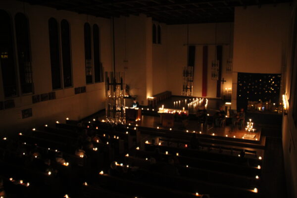 Rorate Lichtfeier, Eröffnung Adventsfenster und Umtrunk