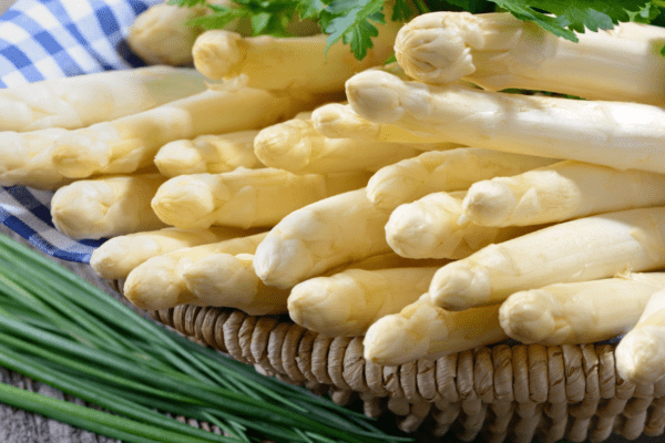 Einladung zum Spargelessen im Romana